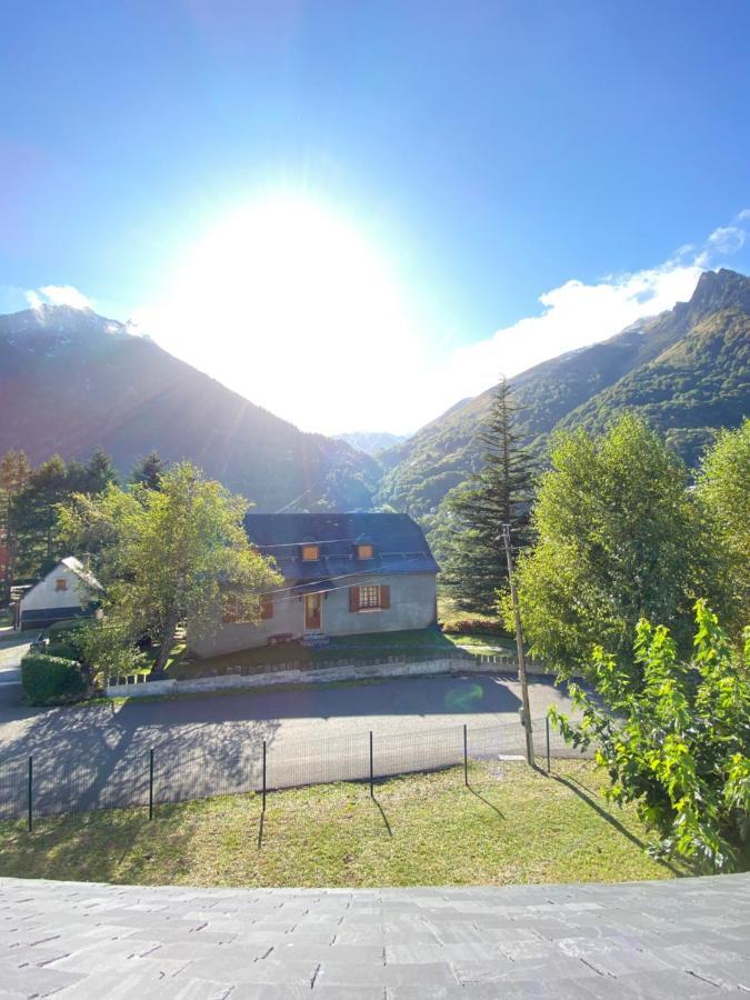 Joli Chalet 60M2 Proche Du Centre. Parking. Balcon Cauterets Dış mekan fotoğraf